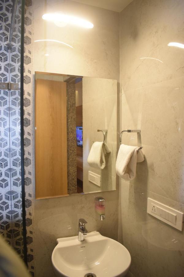 Hotel Mumbai House Express Udaipur Exterior foto